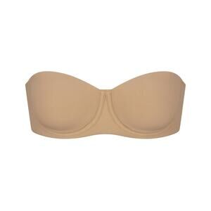 Skims Smoothing Intimates Unlined Strapless Bra. Size 34DD Clay. BA-BAN-9055